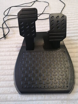 Predám Ferrari Red Legend Edition Thrustmaster.