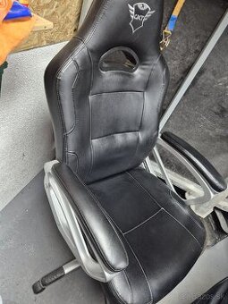 Stolička ku PC Trust GXC 705