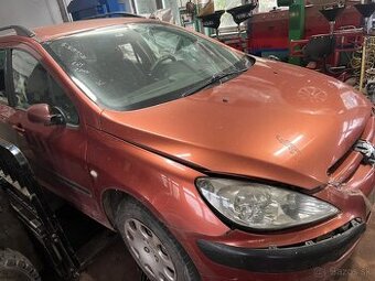 Rozpredám na diely Peugeot 307 HB SW 1.4 2.0 HDI 1.6i