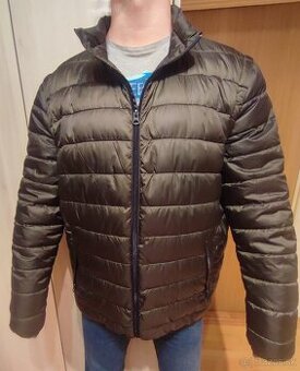 Ľahká pánska vetrovka