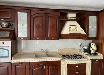 Luxusní linka z masivu s jídelnou,6602