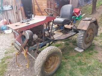 Malotraktor 1203