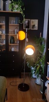 Retro podlahová lampa