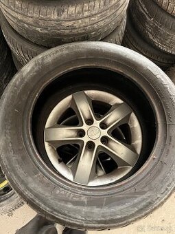 Pneu 225/55r17