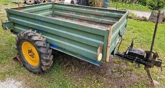 Vyklápacia vlečka za malotraktor