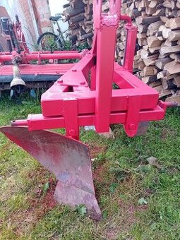 Pluh dvojradlicny za malotraktor