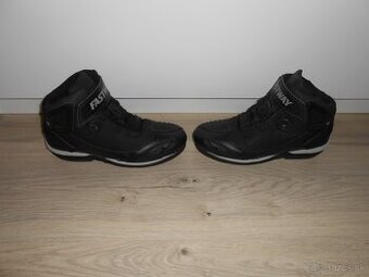 Predam v super stave kozene moto topanky znacky FASTWAY