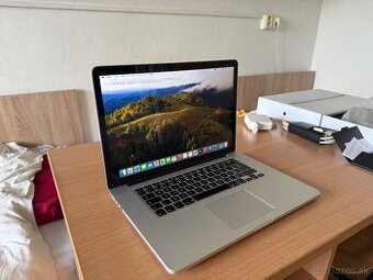 Apple MacBook Pro 15’ 256gb, 2015
