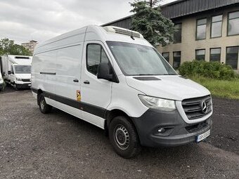 Mercedes Sprinter 414 4.1t super single Chladiarenské 230V