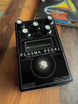 Predám nový gitarový pedál Gamechanger Audio Plasma