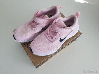 Nike Star Runner 3
