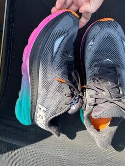 Hoka clifton 9 a Hoka bondi 8 velkost 411/3