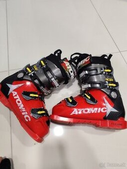 Lyziarky Atomic redster 70WC