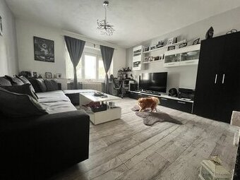 🏡 Na predaj priestranný 2,5-izbový byt komplet prerobený