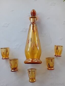 Karafa so štamperlikmi - 1