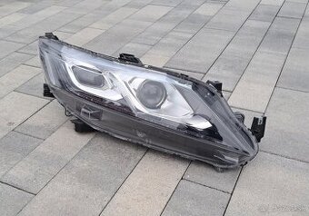 Pravý predný svetlomet Mitsubishi Eclipse Cross