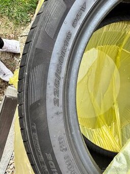 Letné Pneu nexen 225/50/R18 dot 0325