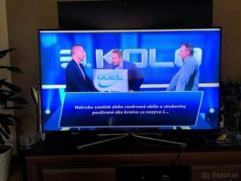 3D 4K UHD Changong 140 cm LED TV.