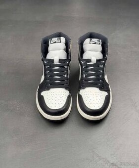 Nike Air Jordan 1 Retro High OG 'Dark Mocha'