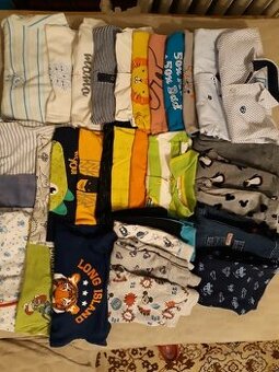 Balík oblečenia v.86