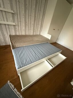 postel IKEA SLAKT s vysuvnym lozkom a uloznym priestorom