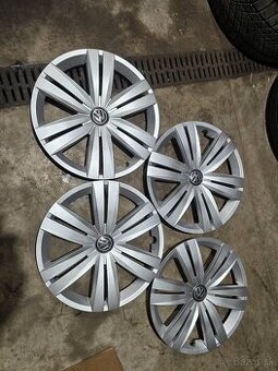 Puklice Volkswagen 16"