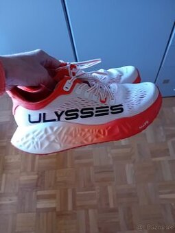Ulysse running velkost 39 pasuju na 25,5cm 2krat obute