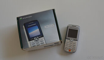 Sony Ericsson K300i s krabičkou IMEI sedí