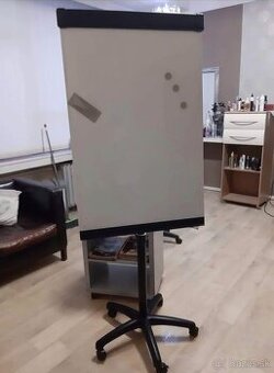 Mobilný magnetický flipchart, 70 x 100 cm