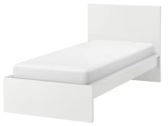 3 ročná posteľ IKEA v perfektnom stave