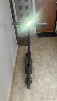 Elektricka kolobezka Xiaomi mi scooter pro 2