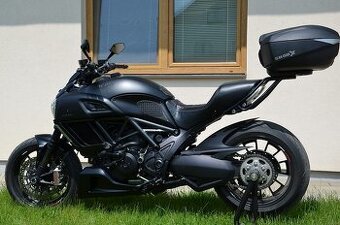 Ducati Diavel carbon 1200 2015