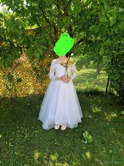 Predam krasne saty na prve svate prijimanie