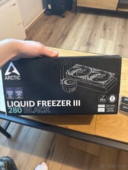 ARCTIC Liquid Freezer III 280 Black