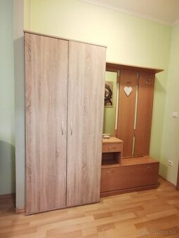 Priestranný 1-izbový apartmán s balkónom
