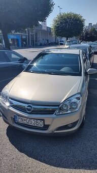 Opel Astra 1.6 Benzín