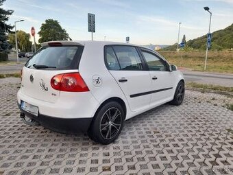 Volkswagen Golf 5 1.4 benzín Rok Vyroby 2005