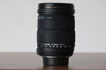 Sigma 18-200mm f/3.5-6.3 DC Nikon