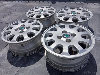 Felicia mystery 4x100 r13