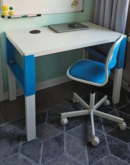 Písací stôl a stolička modrá - Ikea Pahl/Orfjall
