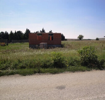 Predaj pozemok Malý Lapáš