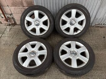 16" Elektrony VW 5x112 so zimnymi pneu 205/55 R16
