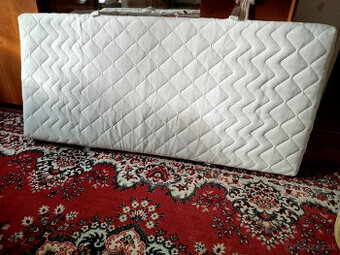 Matrac 90x200x20  zachovalý stav