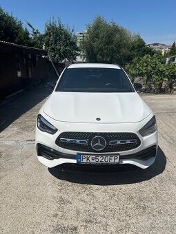 Mercedes Benz GLA 180