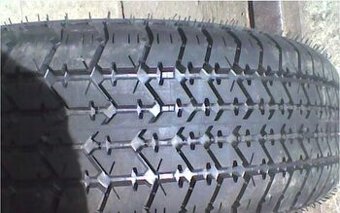 Kúpim pneu na Škodu Favorit Barum OR 37