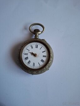 Staré hodinky 3