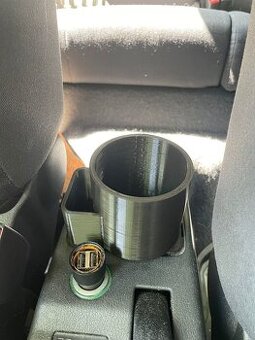 VW Golf mk4 - Držiak nápojov