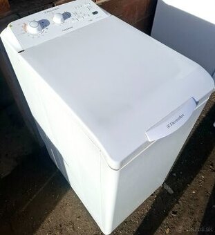 Automatická práčka Elektrolux