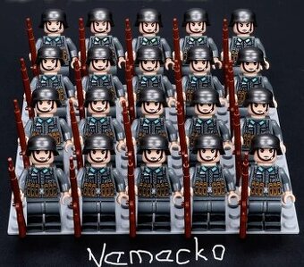 Vojaci 2. svetova vojna 20 ks+podlozka a zbrane