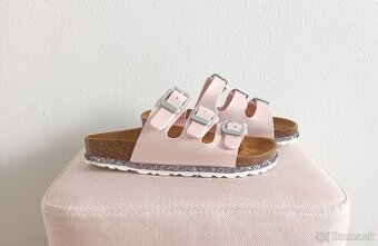 Nové dievčenské šľapky LICO v.28